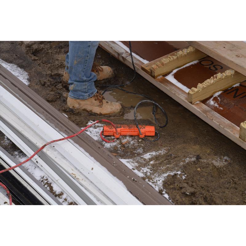 Twist and Seal Maxx Cord 4.5 in. D X 10 in. L Cord Protector
