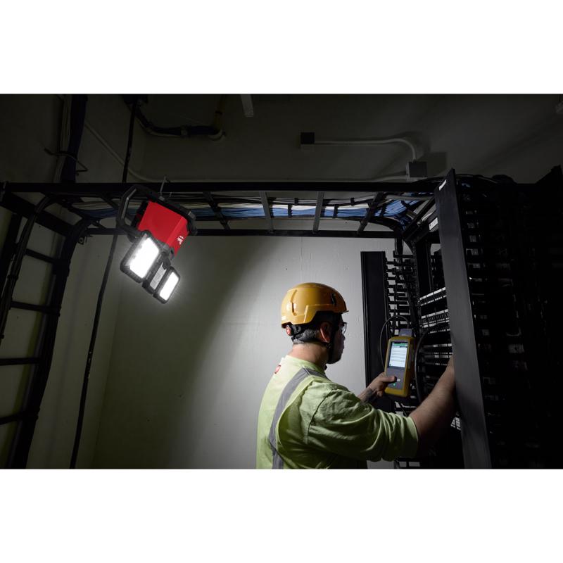 Milwaukee M18 4500 lm LED Battery Handheld Flood Light