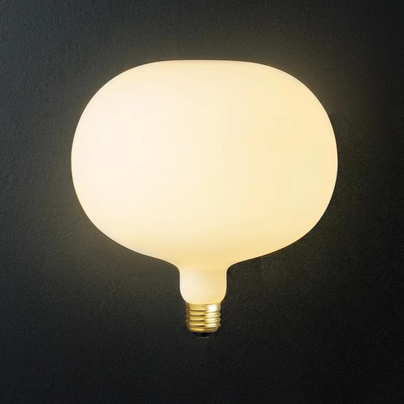 Globe Electric Decorative E26 (Medium) LED Bulb Cool White 7 Watt Equivalence