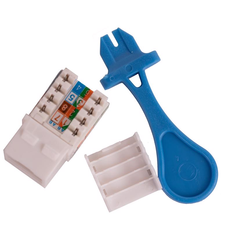 Monster Just Hook It Up Adapter