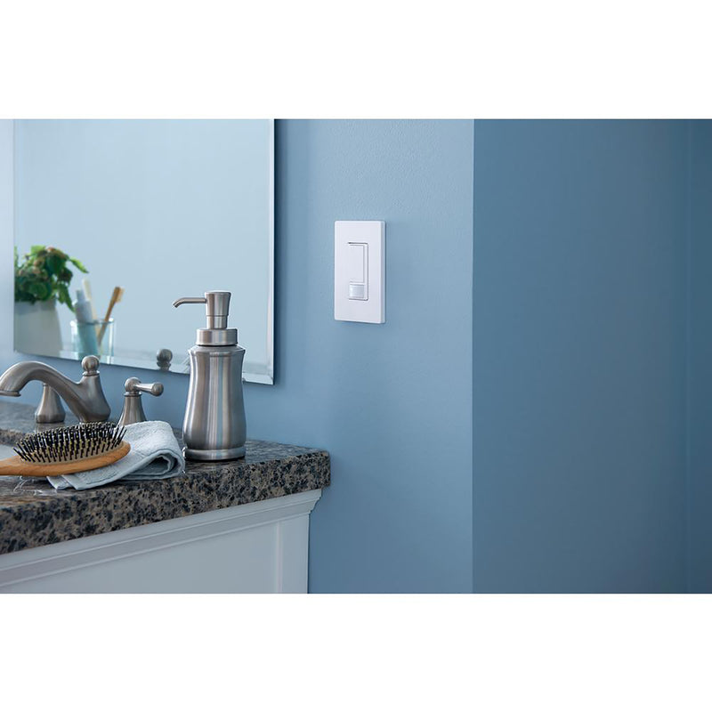 Lutron Maestro Occupancy 5 amps Single Pole Motion Sensor Triple Combination Switch White