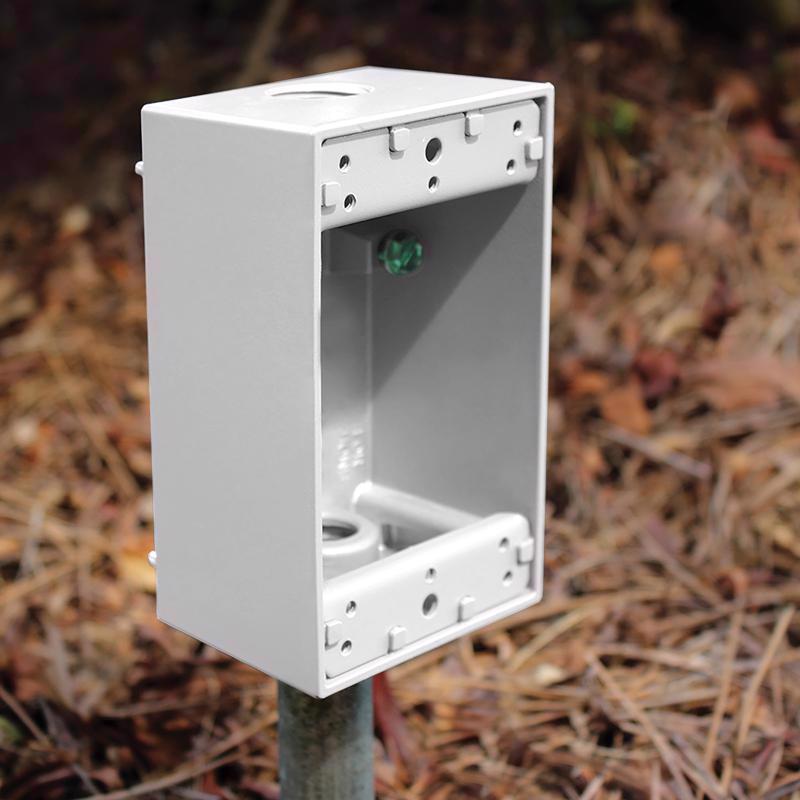 Sigma Electric New Work 18.3 cu in Rectangle Die-Cast Metal 1 gang Weatherproof Box White