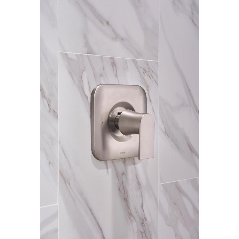 Moen Genta 1-Handle Brushed Nickel Tub and Shower Faucet
