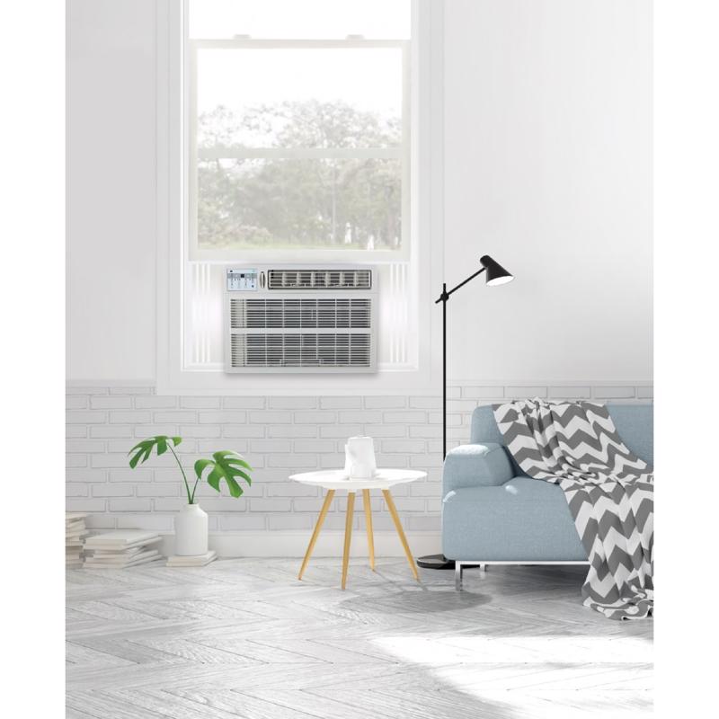 Perfect Aire 18000 BTU 230 V Window Air Conditioner w/Remote 700-1000 sq ft