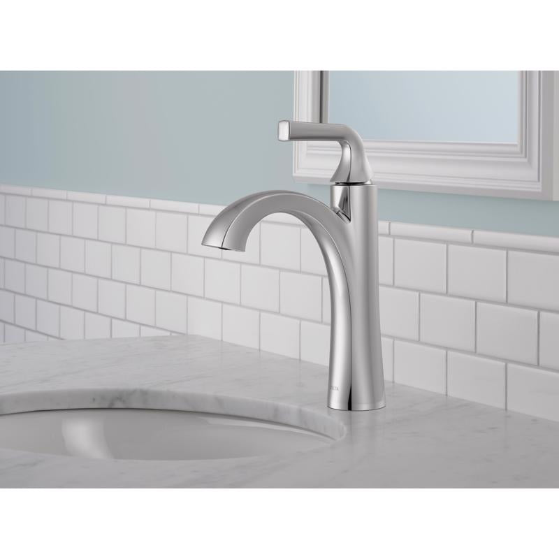 Delta Dallace Chrome Contemporary Single-Handle Bathroom Sink Faucet 4 in.