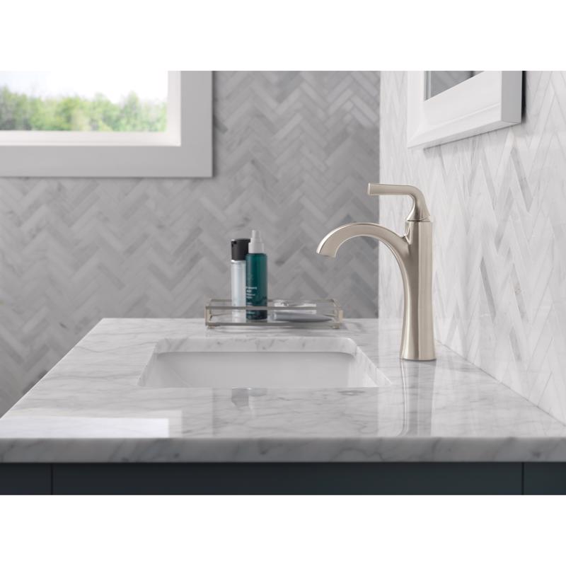 Delta Dallace Stainless Steel Contemporary Single-Handle Bathroom Sink Faucet 4 in.