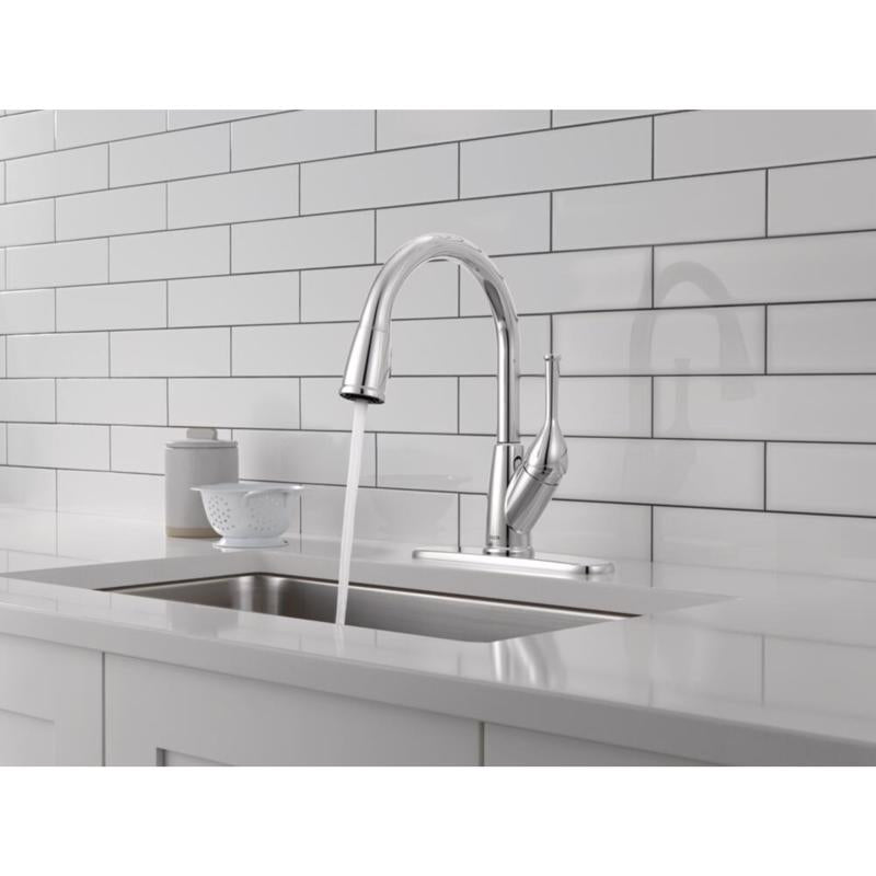 Delta One Handle Chrome Pull-Down Kitchen Faucet