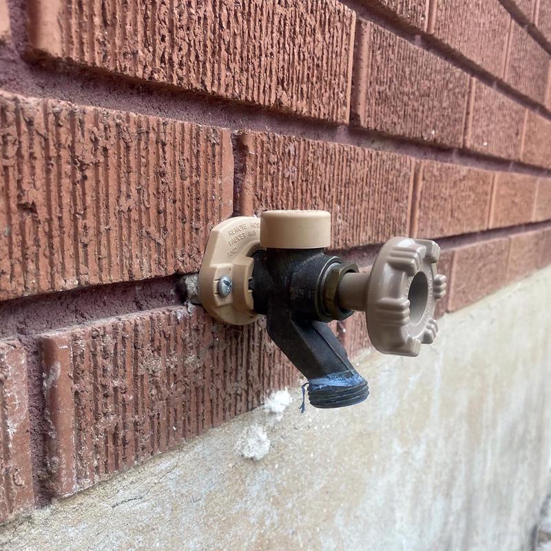 Woodford Model 17 1/2 in. MIP in. Sweat Anti-Siphon Brass Freezeless Wall Faucet