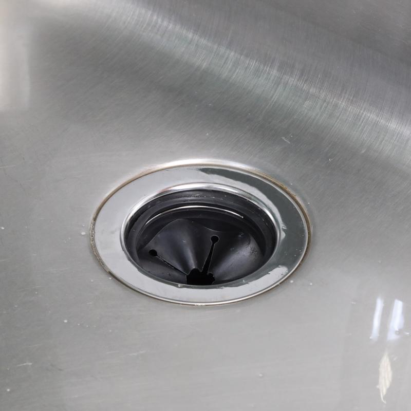 Danco Garbage Disposal Splash Guard Black Rubber 3-3/8 in.