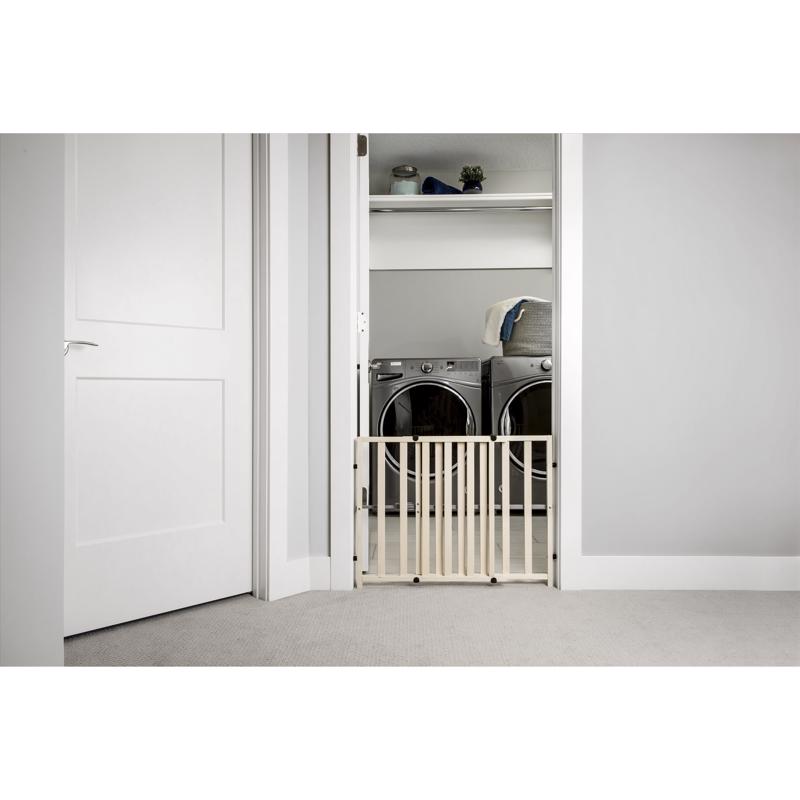 Regalo Ivory Wood Expandable Baby Gate