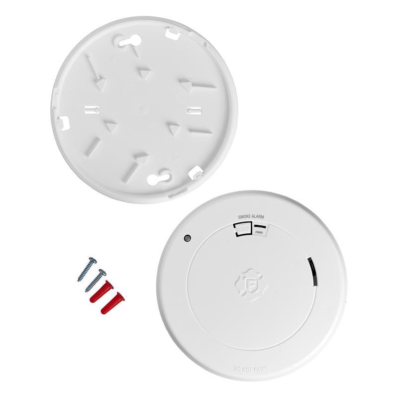 First Alert 10 Year With Path Light Battery-Powered Photoelectric Smoke Detector
