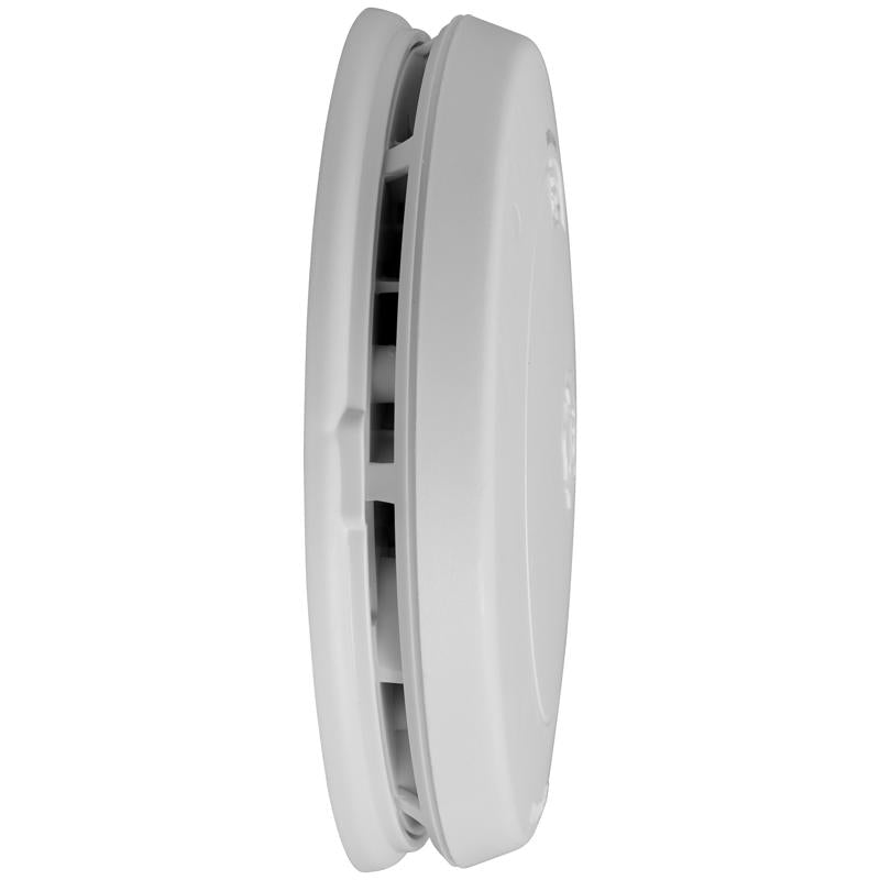 First Alert 10 Year Voice and Location Battery-Powered Photoelectric Smoke Detector