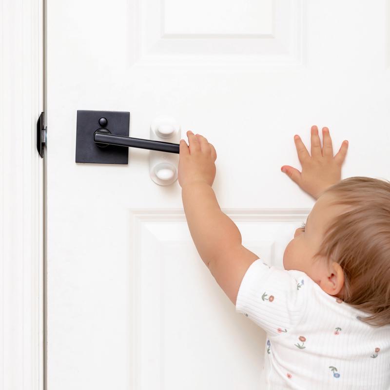 Regalo White Plastic Lever Handle Lock