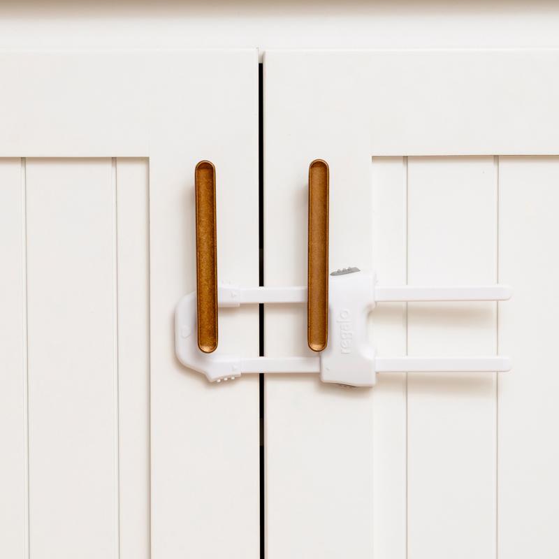 Regalo White Plastic Cabinet Locks 2 pk