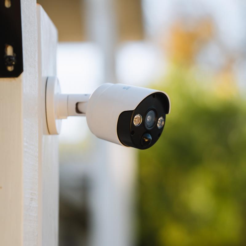 Sabre Indoor and Outdoor Wireless Motion Sensor Spotlight