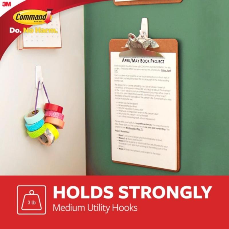 3M Command Medium Plastic Hook 3.875 in. L 2 pk