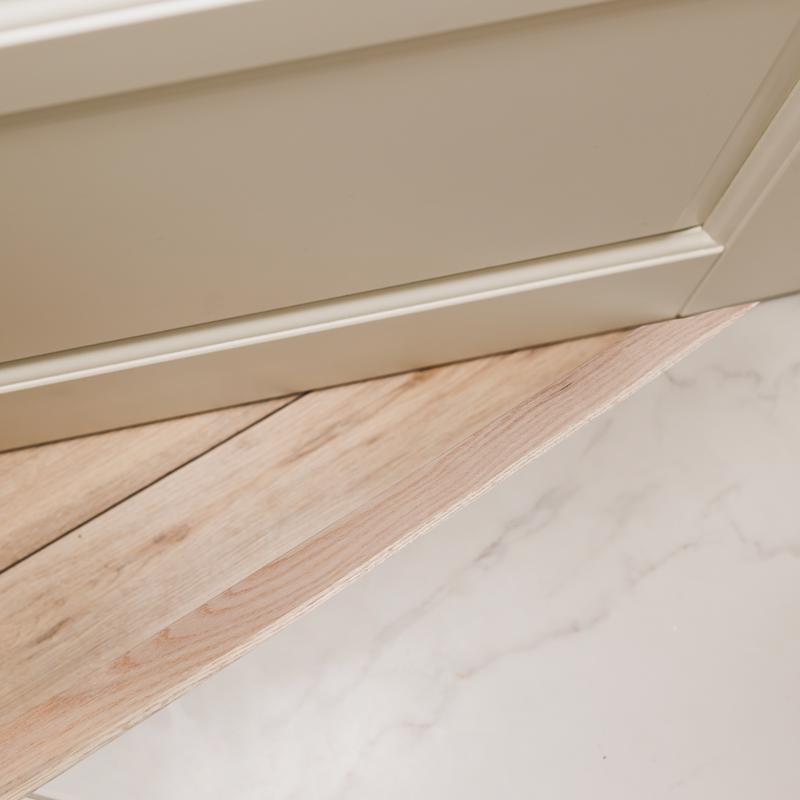 M-D Building Products 0.375 in. H X 2.5 in. W X 36 in. L Natural Hardwood Flat Top Threshold Oak