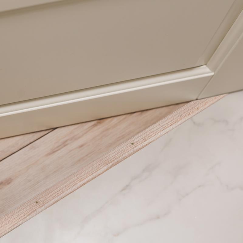 M-D Building Products 0.3125 in. H X 1.75 in. W X 36 in. L Natural Hardwood Flat Top Threshold Oak