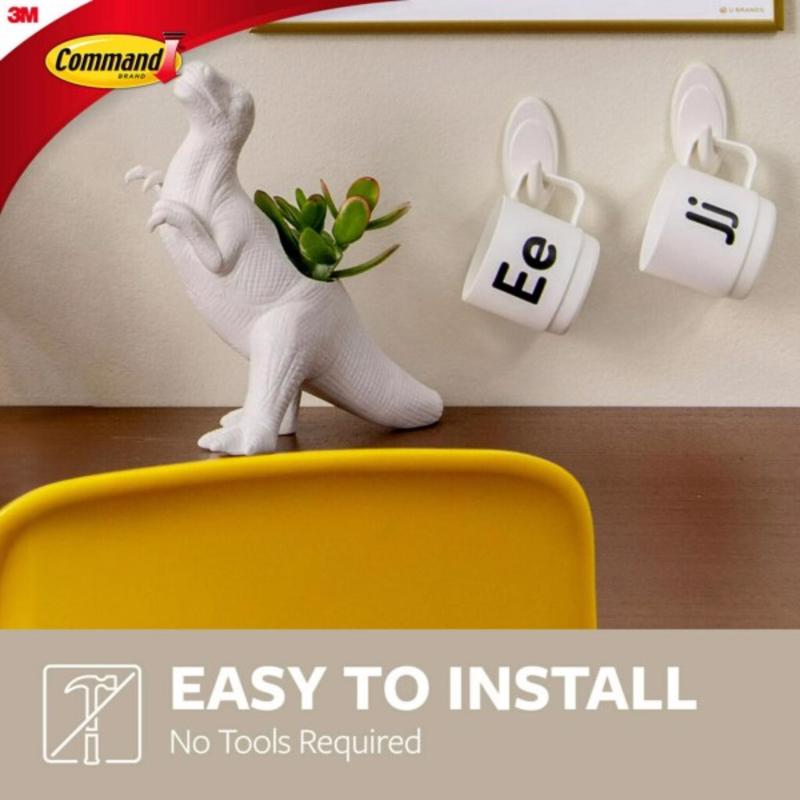 3M Command Medium Plastic Hook 3.25 in. L 2 pk