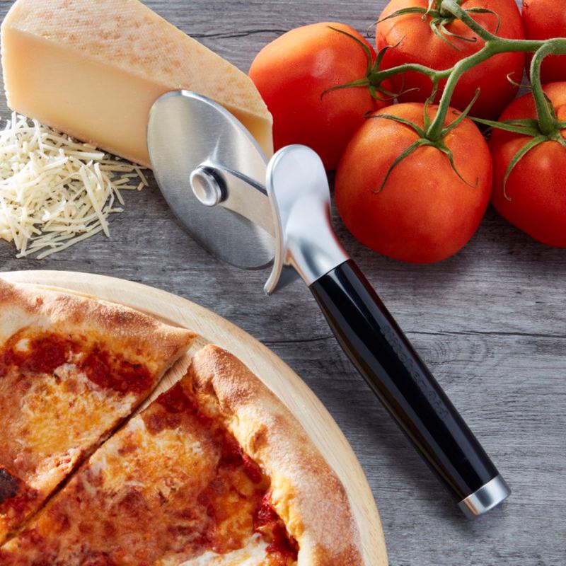 KitchenAid Black/Silver ABS Plastic/Stainless Steel Pizza Wheel