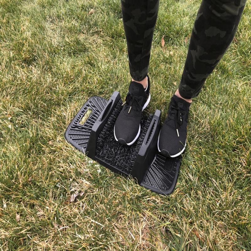 GrassWorx Clean Machine 10 in. W X 17.5 in. L Black/Gray Astroturf Boot/Shoe Scraper