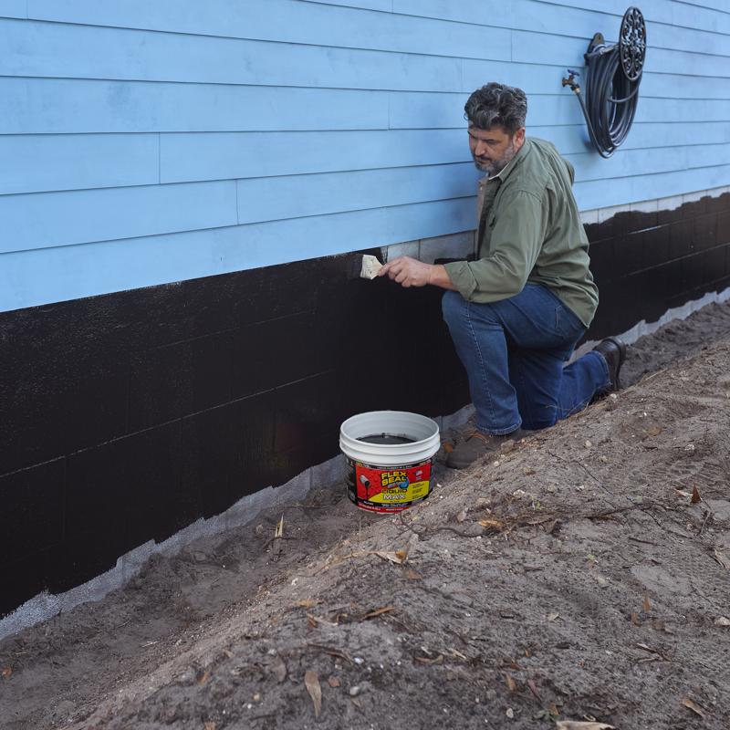 Flex Seal Family of Products Flex Seal MAX Black Liquid Rubber Sealant Coating 2.5 gal