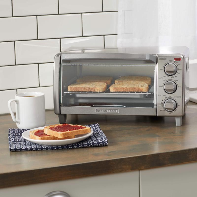 Black+Decker Stainless Steel Silver 4 slot Toaster Oven 9.33 in. H X 11.97 in. W X 17.2 in. D