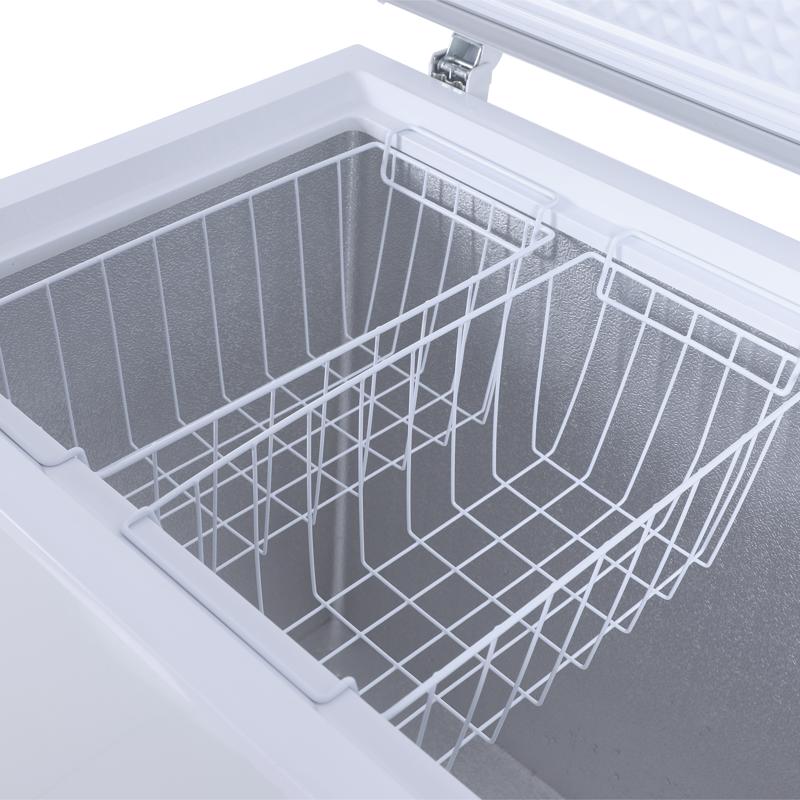 Avanti 10 cu ft White Steel Chest Freezer 130 W