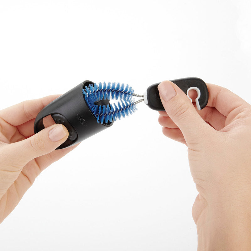 OXO Good Grips Medium Bristle 14 in. Plastic/Rubber Handle Bottle and Straw Brush Set