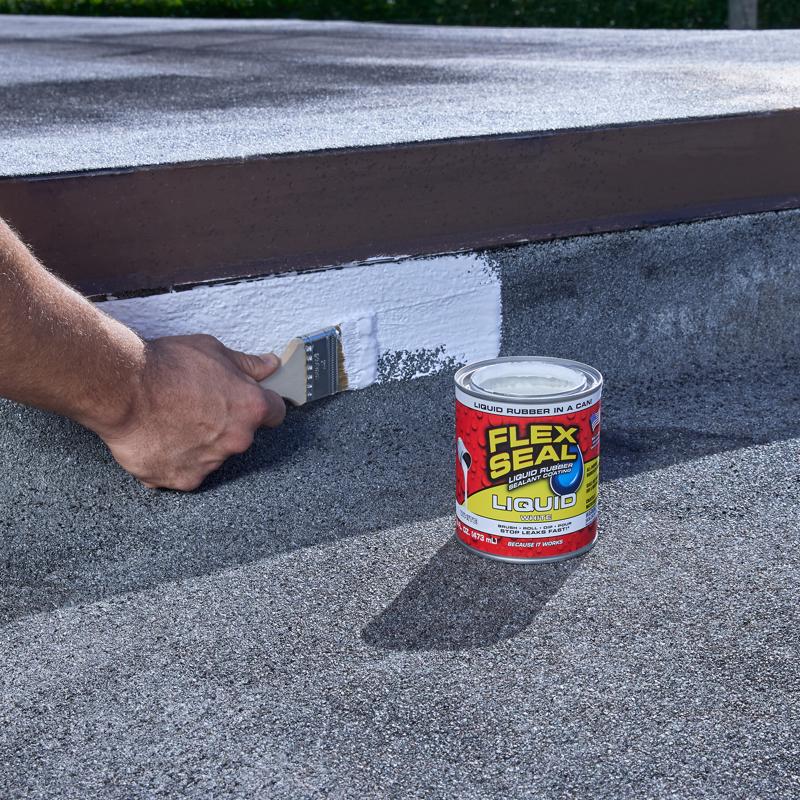 Flex Seal Family of Products Flex Seal White Liquid Rubber Sealant Coating 16 fl. oz.