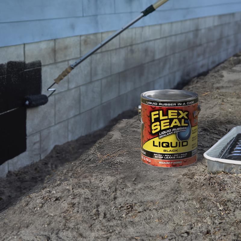 Flex Seal Family of Products Flex Seal Black Liquid Rubber Sealant Coating 128 fl. oz.