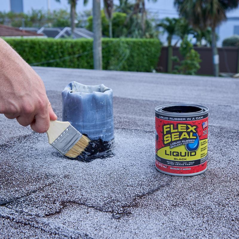 Flex Seal Family of Products Flex Seal Black Liquid Rubber Sealant Coating 16 fl. oz.