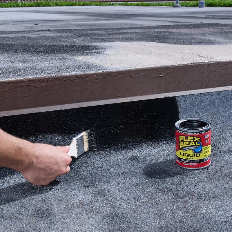 Flex Seal Family of Products Flex Seal Black Liquid Rubber Sealant Coating 16 fl. oz.