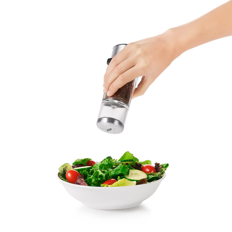 OXO Good Grips Clear/Silver Plastic/Stainless Steel 2-in-1 Salt & Pepper Grinder Shaker 4-3/4 oz