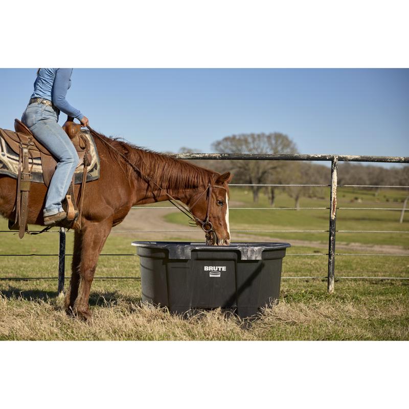Rubbermaid 100 gal Stock Tank For Livestock