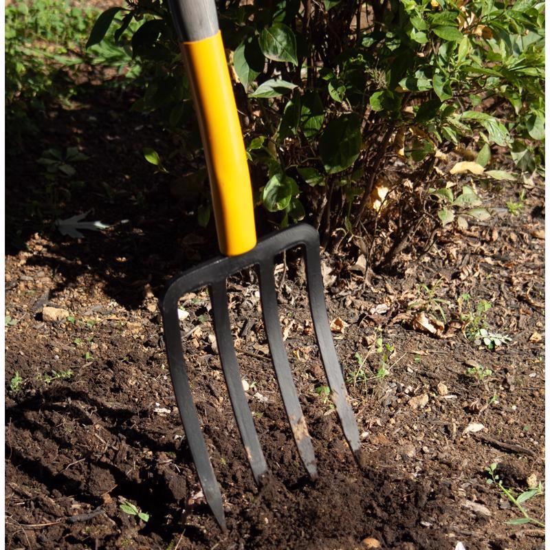 True Temper 4 Tine Steel Spading Fork 30 in. Wood Handle
