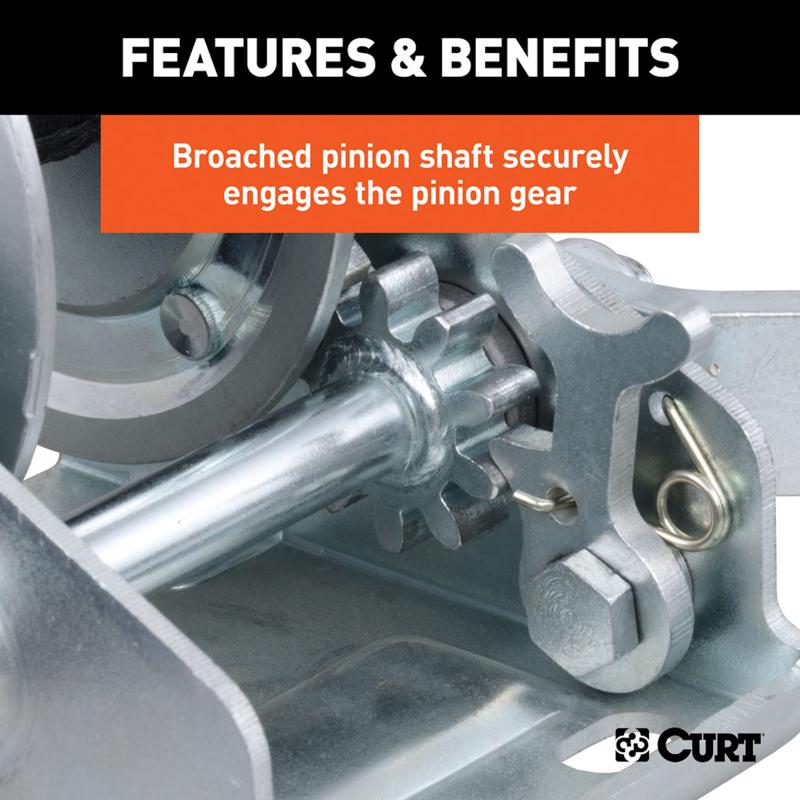 CURT 900 lb Hand Winch