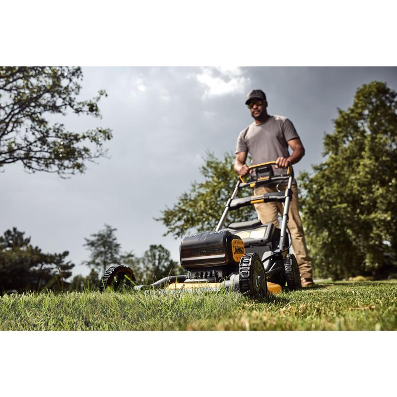 DeWalt 2X20V MAX DCMWP234U2 21 in. 20 V Battery Lawn Mower Kit (Battery & Charger)