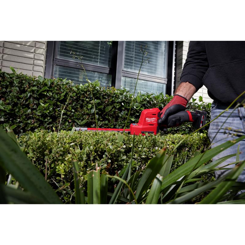Milwaukee M12 FUEL 2533-20 8 in. 12 V Battery Hedge Trimmer Tool Only
