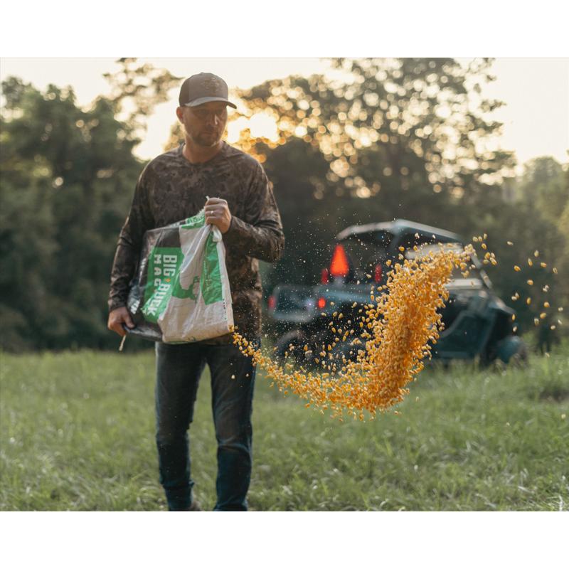 Big Buck Magnet Deer Corn Feed Dry For Wildlife 40 lb