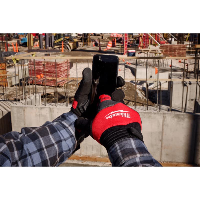 Milwaukee Smartswipe Men's Anti-Vibration Gloves Black/Red XL