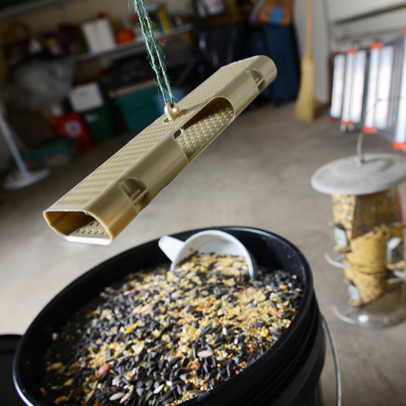 RESCUE! Birdseed Pantry & Birdseed Moth Trap