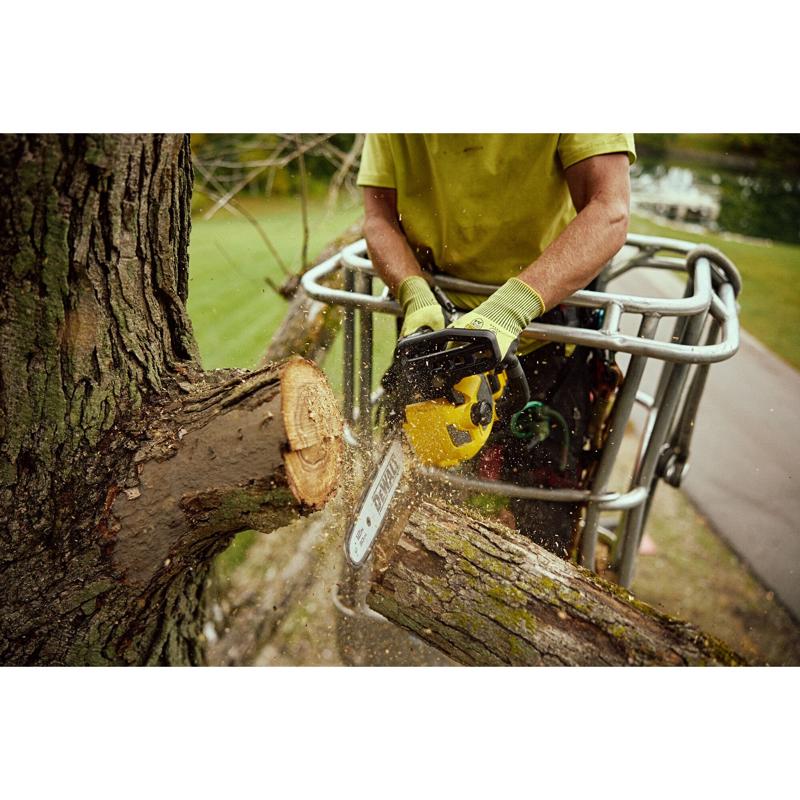 DEWALT DCCS673 12 in. 60 V Battery Chainsaw Kit (Battery & Charger)