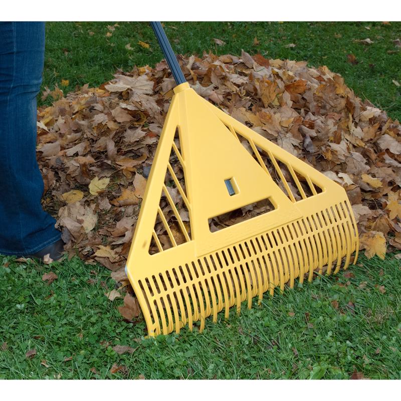 True Temper 71 in. 39 Tine Poly Leaf Rake Steel Handle