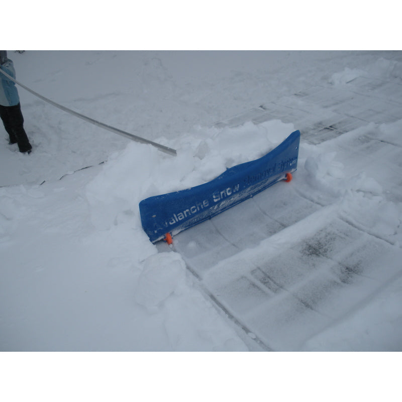 Avalanche Deluxe 24 in. W X 20 ft. L Poly Wheeled Roof Rake