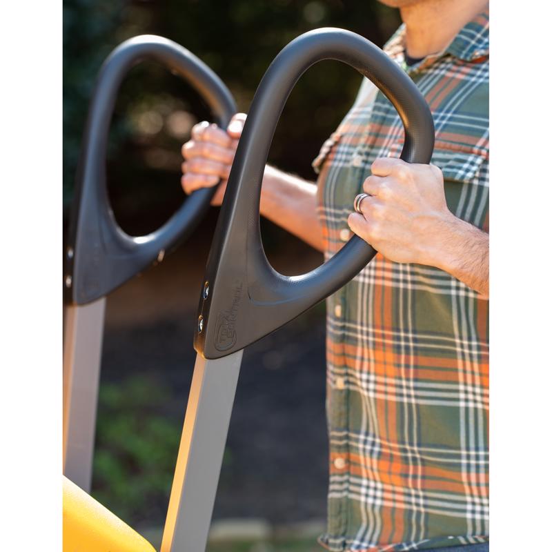 True Temper Poly Residential Wheelbarrow 6 cu ft