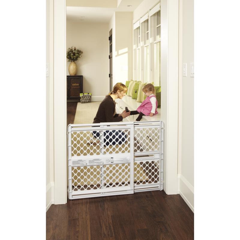 North States 26 in. H X 26-42 in. W Plastic Pet Gate