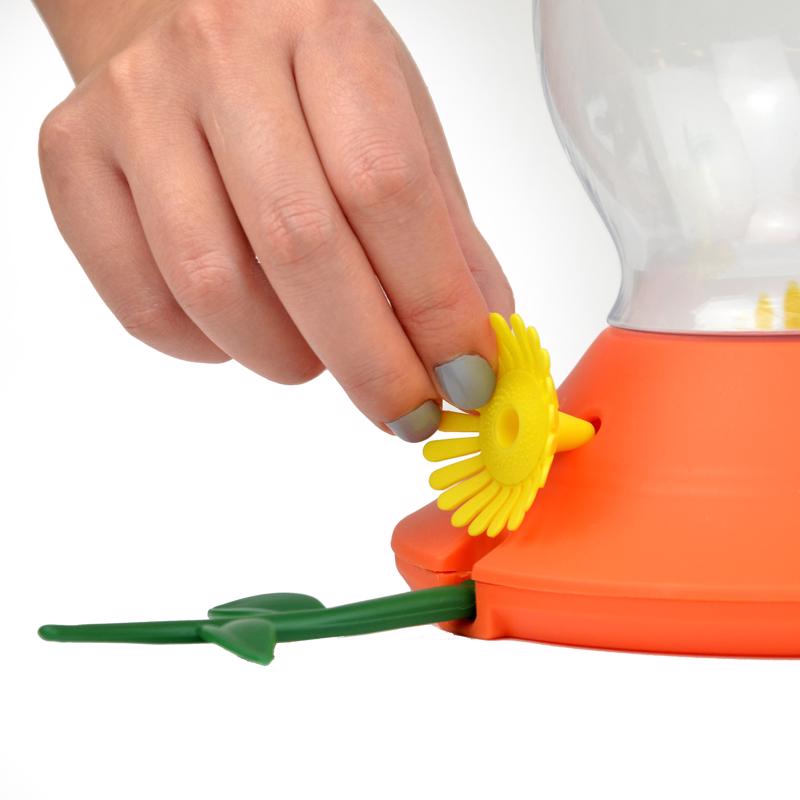 Perky-Pet Oriole 27 oz Plastic Vine Nectar Bird Feeder 3 ports