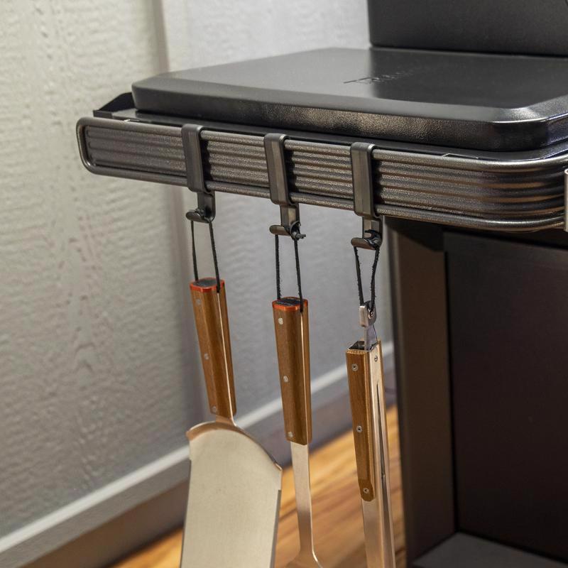 Traeger Pop-And-Lock Plastic Hooks 0.9 in. L X 0.8 in. W For Traeger