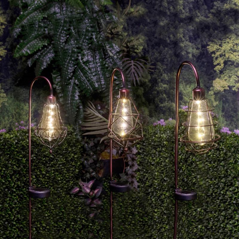 Alpine Solalris Bronze Glass/Iron 33 in. H Edison Bulb Solar Garden Stake
